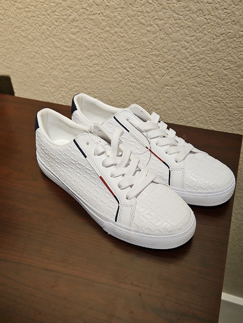 Tommy Hilfiger - White Sneakers - Women's 6.5M
